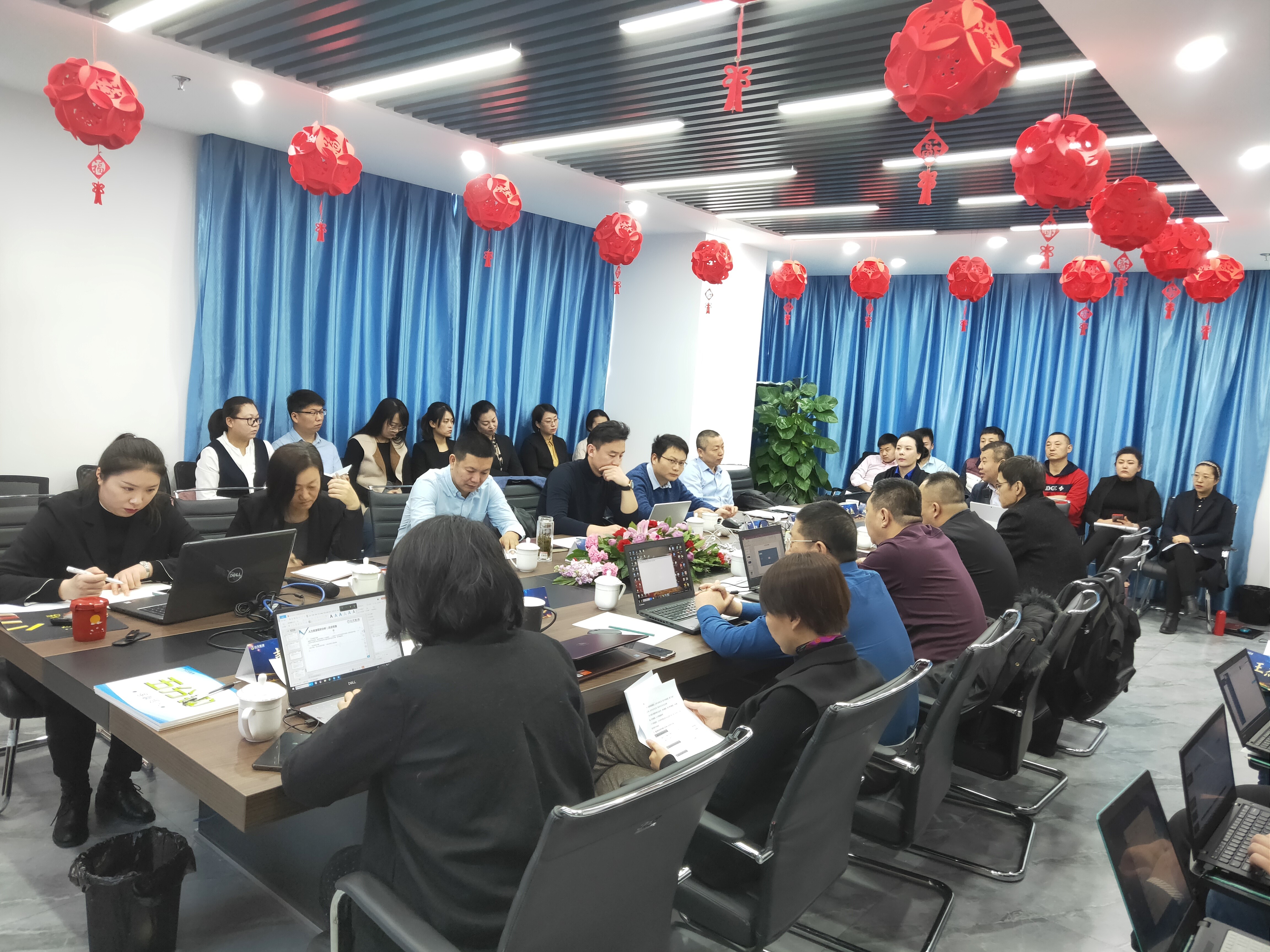 中天乾坤集团年会-会议、培训...”